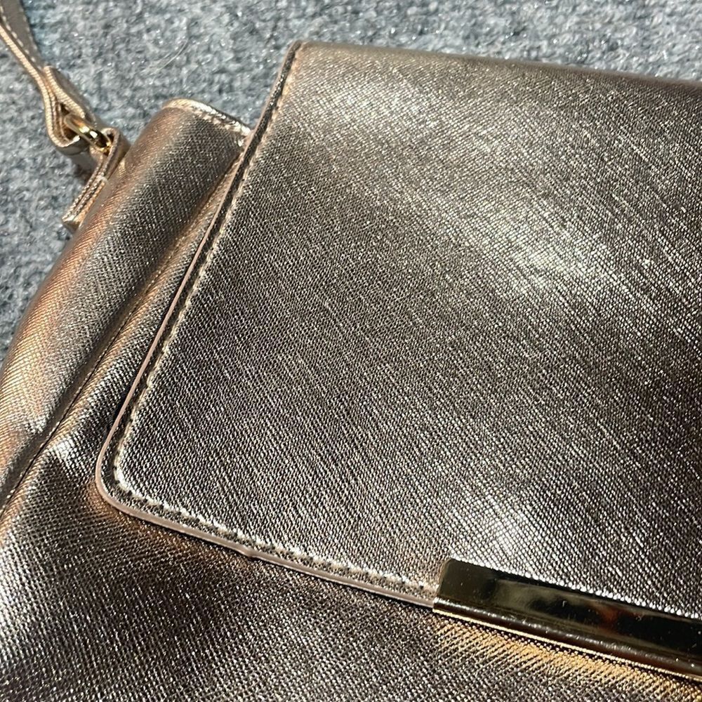 Shiny Mini Purse - Picture 4 of 7